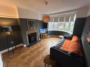 Leigh Broadway-Gorgeous 2Bed Apartment- Near Beach